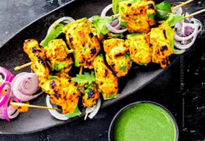 Lasooni Chicken Tikka