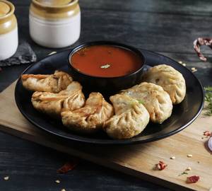 Chicken fried momos