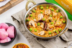 Mushroom Matar Masala