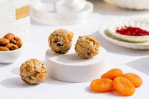 Apricot Laddu