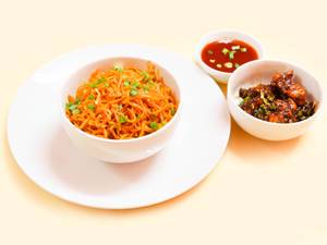 Schezwan fried  noodles