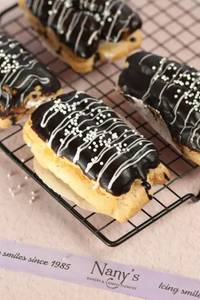 Chocolate Eclair Pastry