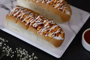 Paneer Tikka Hotdog