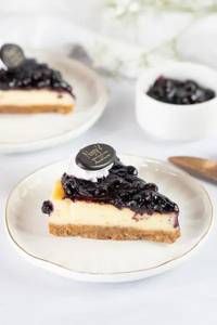 Blueberry Cheese Cake Slice