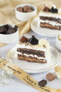 Tripple Chocolate Pastry
