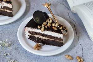 Eggless Chocolate Walnut Pastry
