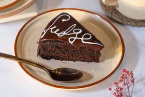 Eggless Chocolate Fudge