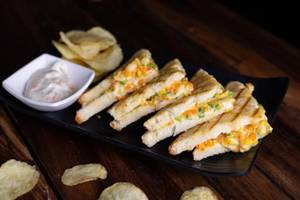 Vegetable With Cheese Grilled Sandwich