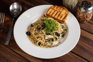 Chicken Aglio Olio Pasta