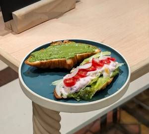 Thamwich Croissant Sandwich