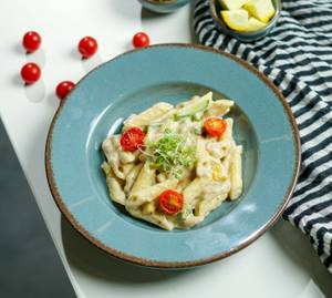 Alfredo Creamy Pasta