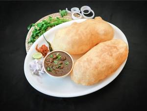 Chole Bhature [2 Bhature]