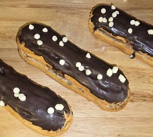 Chocolate Eclair