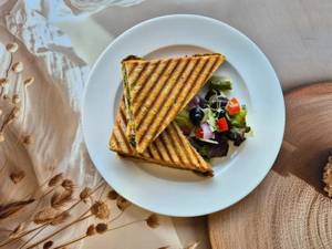 Paneer Pesto Sandwich