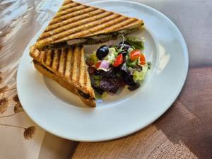 Chicken Pesto Grilled Sandwich