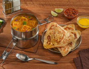 Weekend Paneer Curry - PARATHA Meal