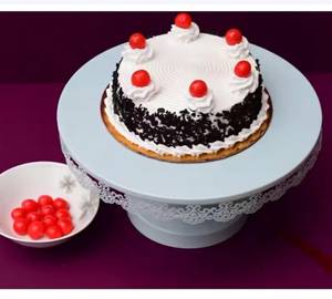 Black forest eggless cake