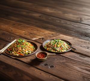 Hakka Noodles With Hakka Fried Rice