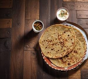 Aloo Pyaj Paratha