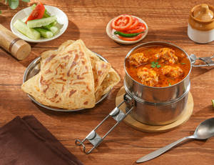 Homely Chicken Curry - PARATHA Meal