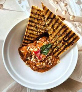 Grilled Chicken Meatballs In Marinara