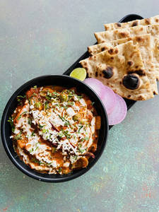 Veg Kolhapuri Meal(roti 2pcs)