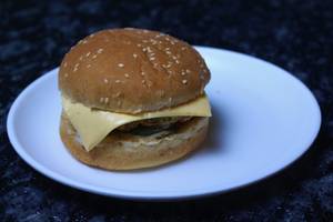 Veg Cheese Burger