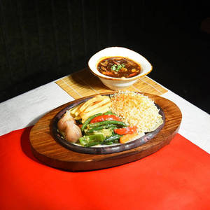 Shiitake Mushroom In Spiced Hoisin Chilli Sauce Sizzler