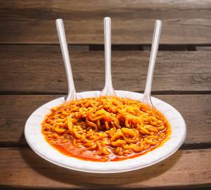 Hot Garlic Maggi