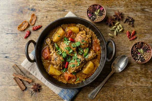 Home Style Chicken Curry [3 Pcs]