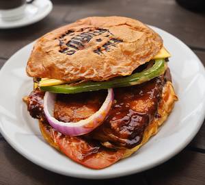 Fried Paneer Bbq Burger
