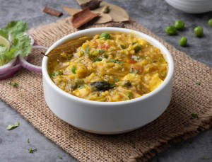 Dal Khichdi With Curd