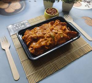Makhani Gravy Veg Momos