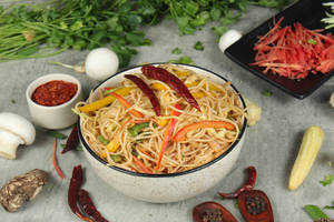 Veg Noodles With Garlic