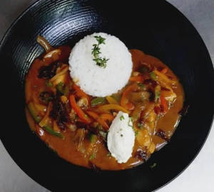 Chicken Stroganoff