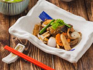 Vegan Forest Mushrooms, Cantonese Style