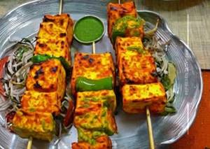 Achari paneer tikka