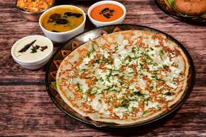 Paneer Uttappam