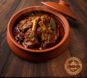 Mutton Saoji Handi Black