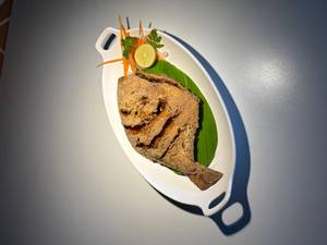 White Pomfret Fish Rawa Fry [ Oil Fry ]