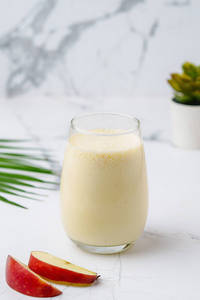 Apple Fresh Fruit Milk Shake