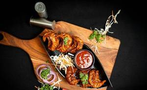 Veg Pan Fried Momos [6 Pieces]