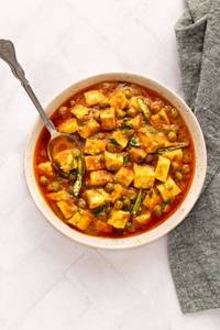 Matar Paneer
