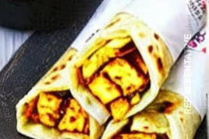 Sin Achari Paneer Roll