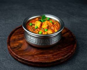 Matar Paneer