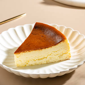 Spanish Burnt Basque Cheese Cake Slice[100 Gms]