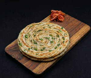 Hari Mirchi Parantha