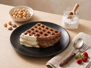 Milk & White Chocolate Waffle