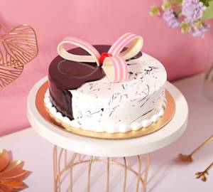 Choco Vanilla Cake