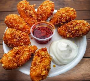 Veg Kurkure Momos 8Pc